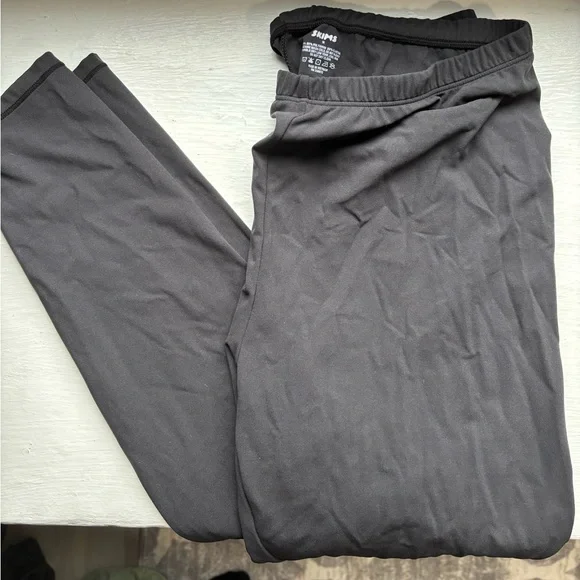 Skims Black Women's Leggings - Picture 2 of 5